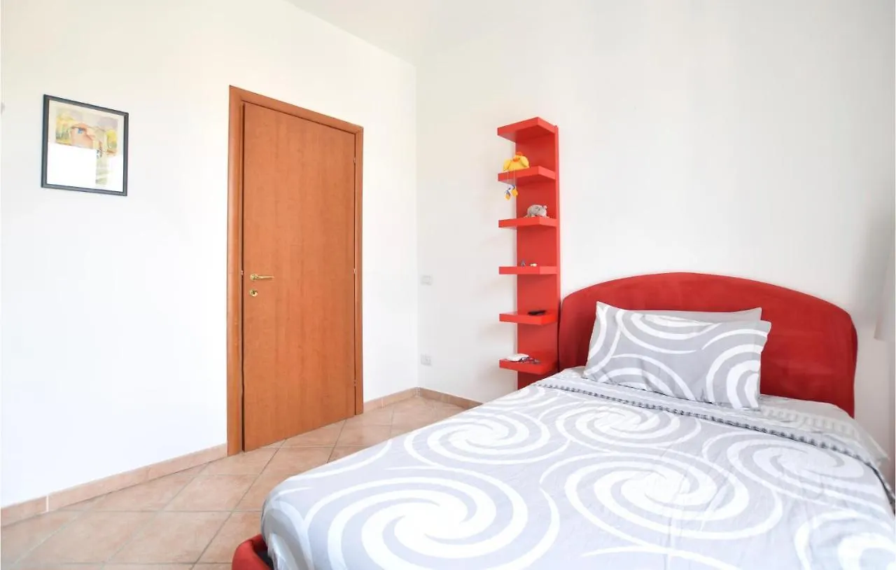 Awesome Apartment In La Spezia With Kitchen
